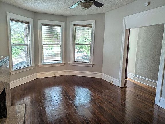 3rd image of 4139 Cleveland Ave #1F