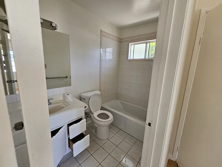 8821 Woolley Ln — Photo 9