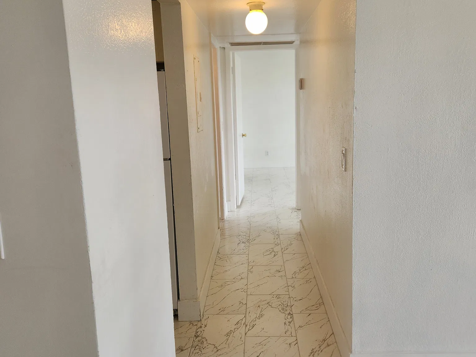 2 bed, 950 sqft, $1,950 — Photo 1