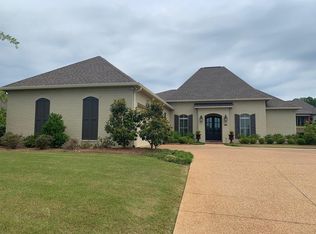 226 Greenbriar Loop, Oxford, MS 38655