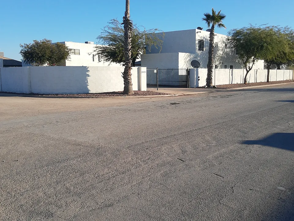 13021 S Tacna Rd