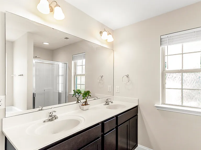 118 Hemlock Green Ln — Photo 37