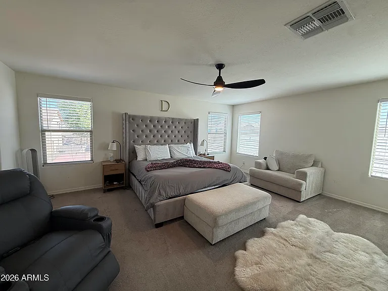 8804 W Jefferson St — Photo 9