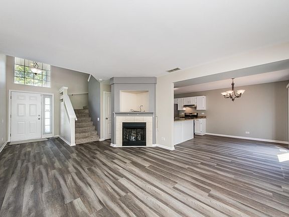 4th image of 1317 Summersweet Ln