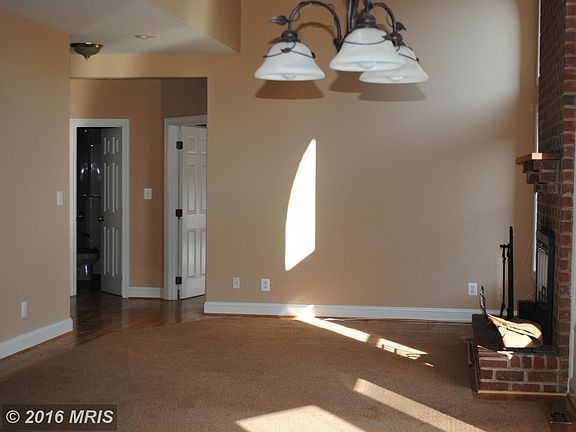 3rd image of 4235 Brookewood Ln
