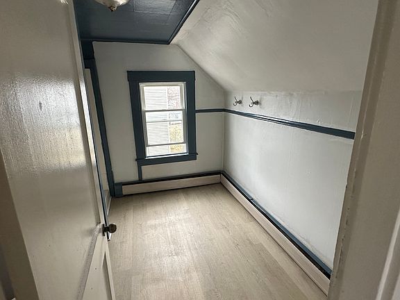 5th image of 5 Swan St #2