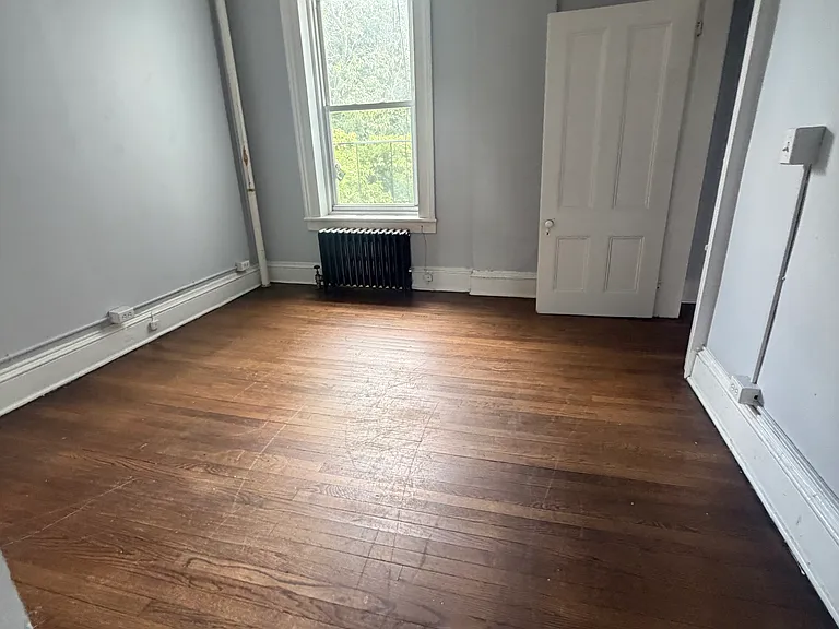 342-6 W Grand Ave #2L — Photo 8