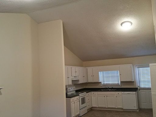 4th image of 104 Pheasant Ct