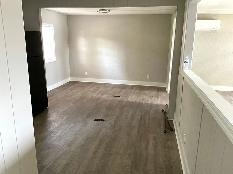 6950 Ingleside Dr — Photo 12