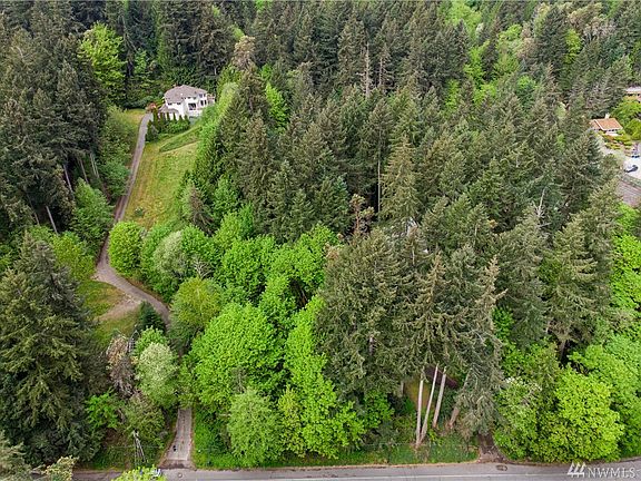 2nd image of 1351 W Lake Sammamish Pkwy SE