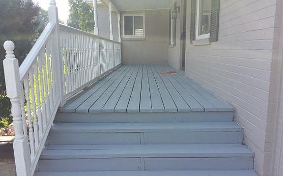 3rd image of 651 Raven Dr