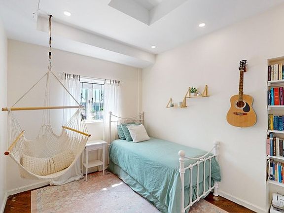 5th image of 1229 President St #4C