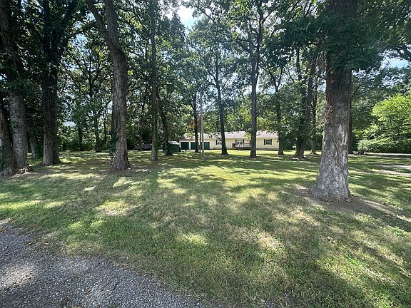 2nd image of 4135 Canal Rd