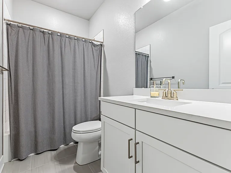 6276 N Lisbon St — Photo 35