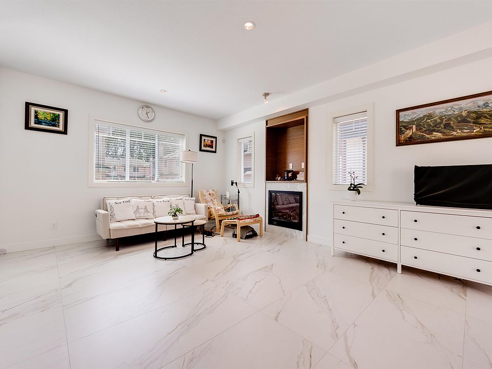 1st image of 7199 Moffatt Rd #9