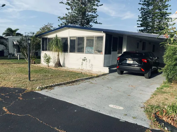 101 Oneida Cir, Fort Pierce, FL 34946