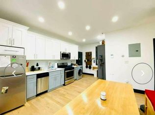 872 E 39th St #2L, Brooklyn, NY 11210