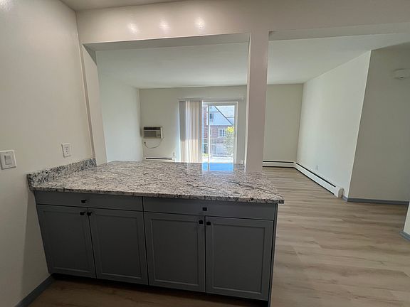4th image of 3995 Wess Park Dr #11
