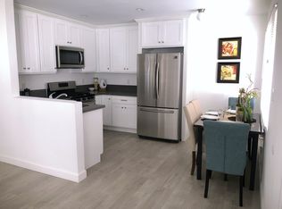 49 W Del Amo Blvd, Long Beach, CA 90805