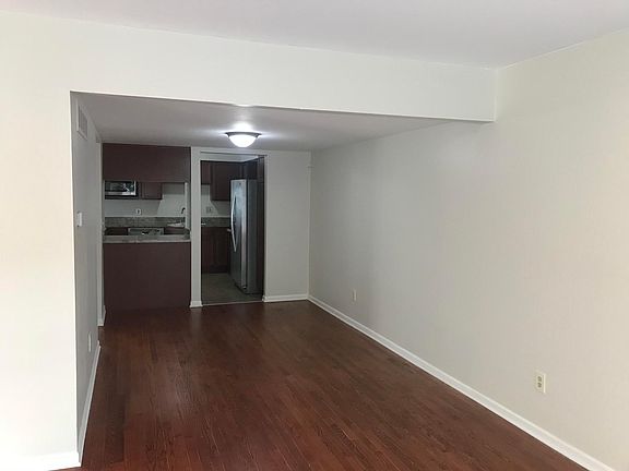 2nd image of 42178 Roscommon St #0