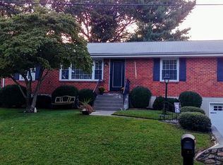 3451 Greencliff Rd, Roanoke, VA 24018