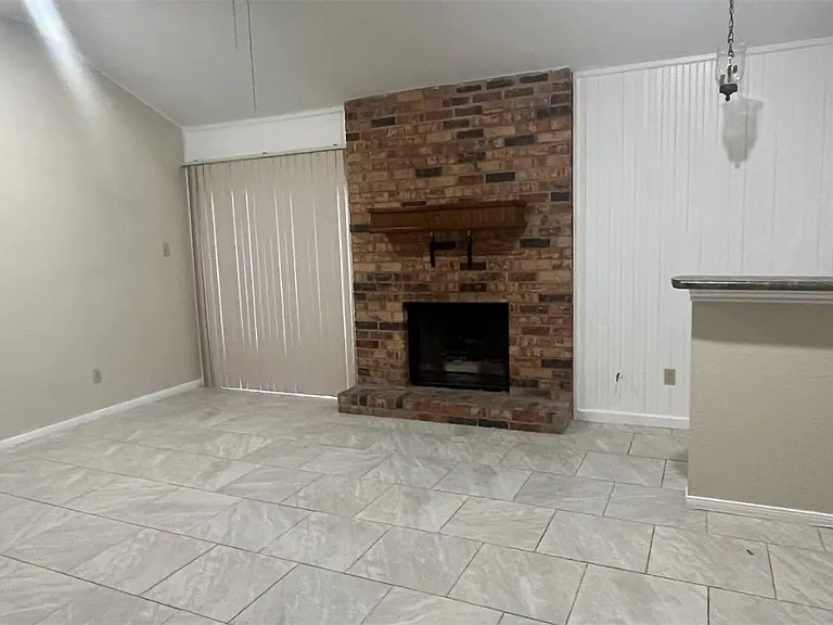 4011 Windswept Dr — Photo 13
