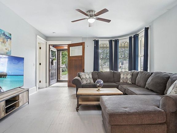 3rd image of 448 W College Ave