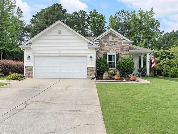 2nd image of 173 Autumn Creek Dr
