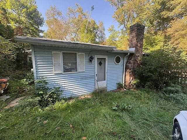 1st image of 860 C Rear Greenville Rd