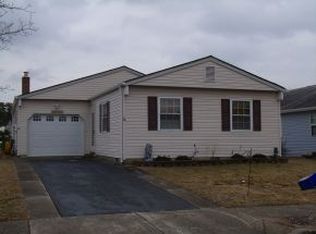 6 Ramona Dr, Toms River, NJ 08757