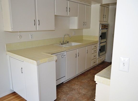 5th image of 291 S Euclid Ave Ph 1