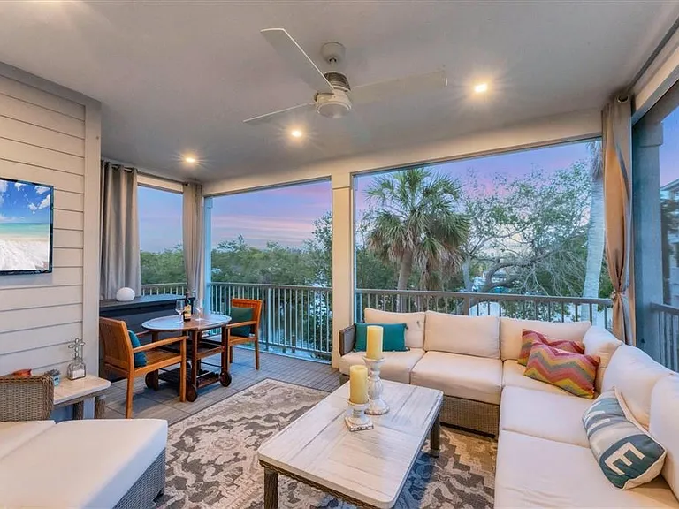 4357 Marina View Way — Photo 14