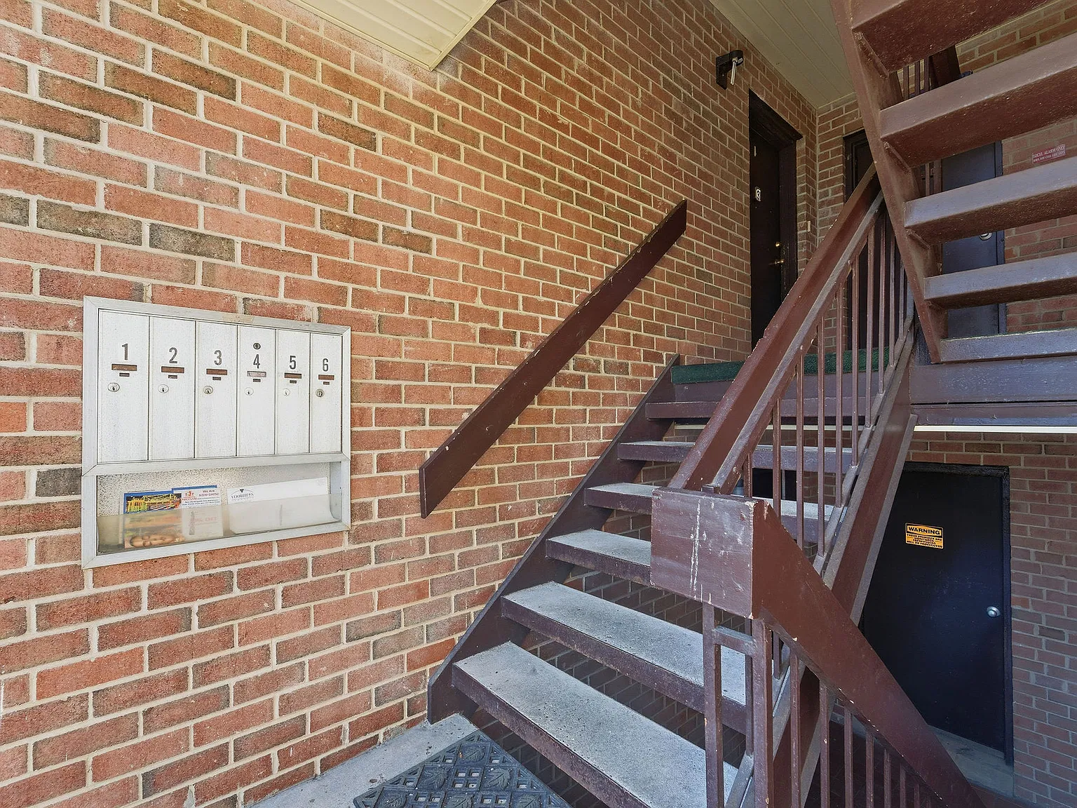 1 bed, 934 sqft, $1,950 — Photo 2