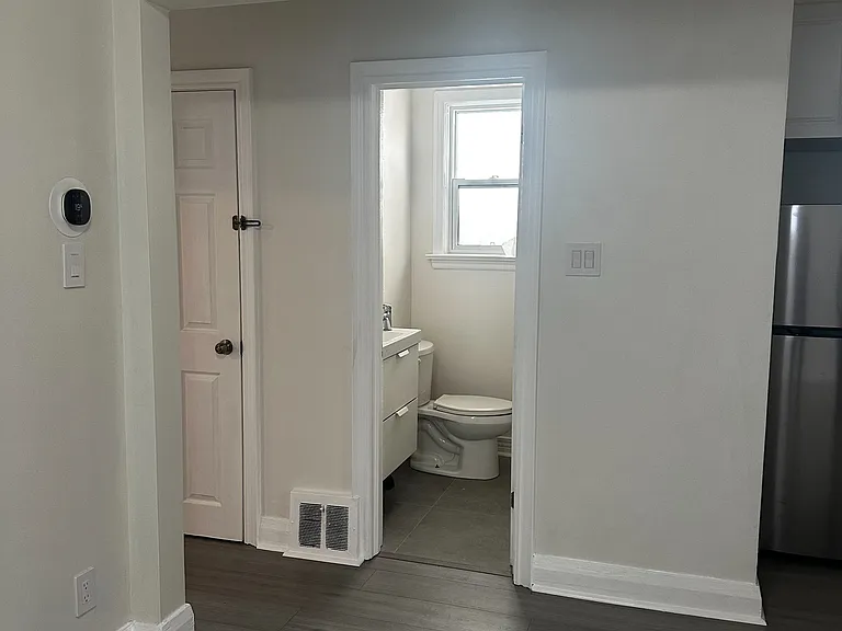 202 Cedarvale Ave — Photo 12