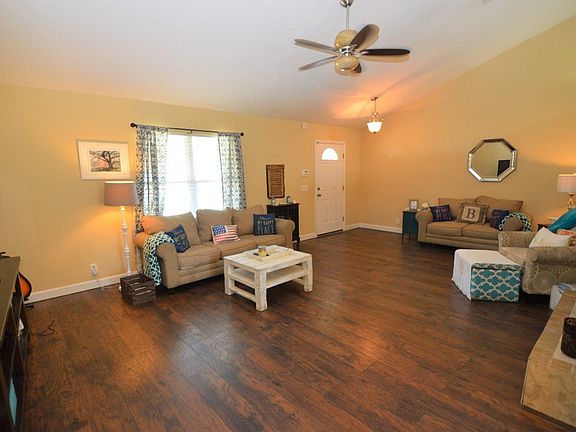 4th image of 19 Buckmeadow Cir