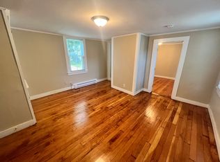 33 S Main St, Belchertown, MA 01007