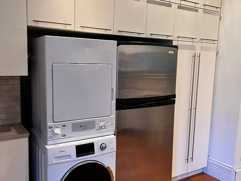 9 Wales Ave — Photo 12