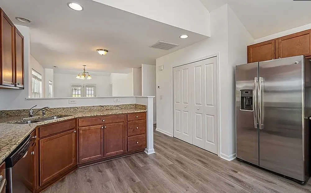 2130 Alamar Dr — Photo 4