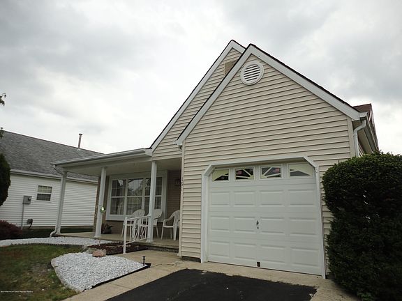 4th image of 191 Canterbury Ln