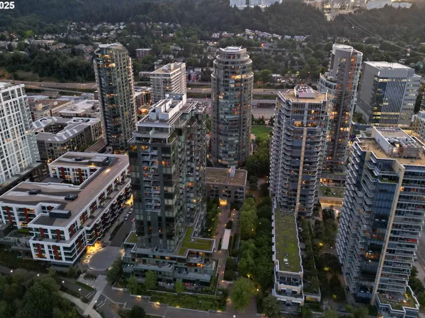 841 SW Gaines St Unit 117, Portland, OR 97239