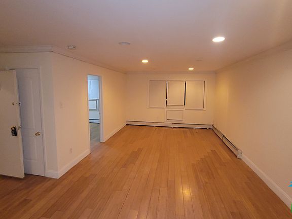 3rd image of 3431 Riverdale Ave #3