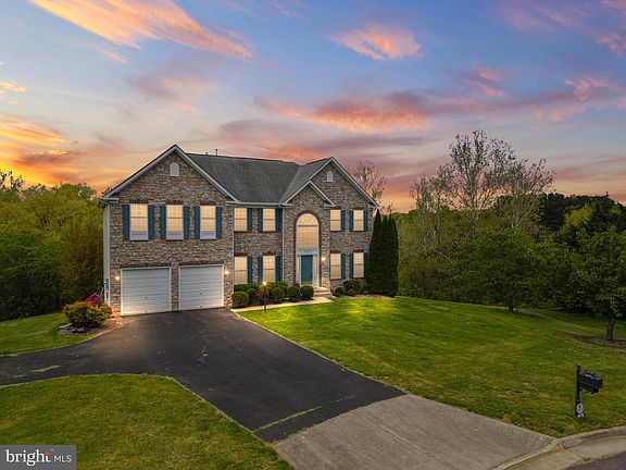 2nd image of 13109 Belle Grove Ct