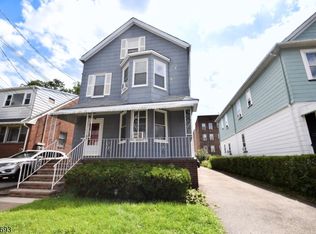 35 Hilton St, Clifton, NJ 07011