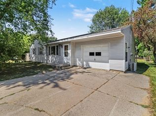 306 W Beryl St, Scottville, MI 49454
