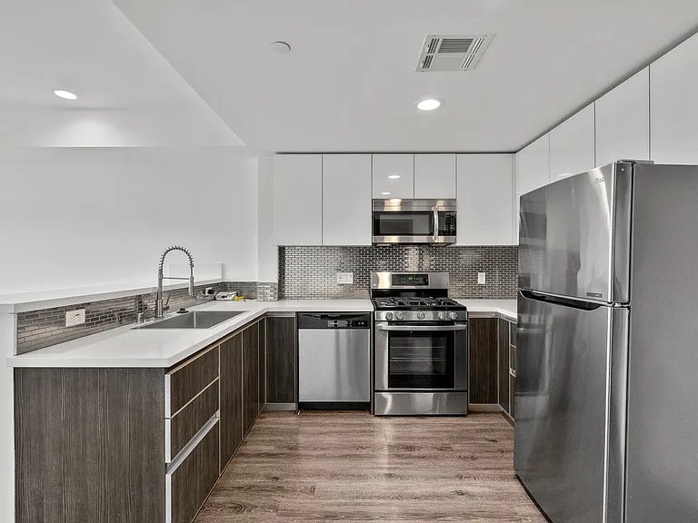Alexandria 178 Townhomes LLC — Photo 17