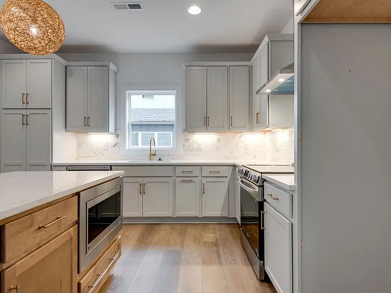 862 W Sharpe Ave #1 — Photo 11