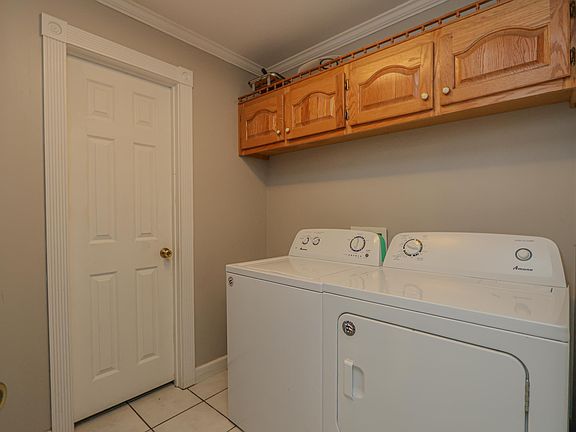 4th image of 5105 Walcott Rd