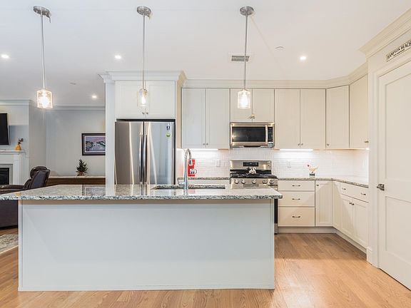 4th image of 24 Willey Creek Road #105