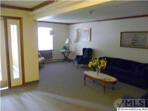 5th image of 65 Whitefield Ave #320