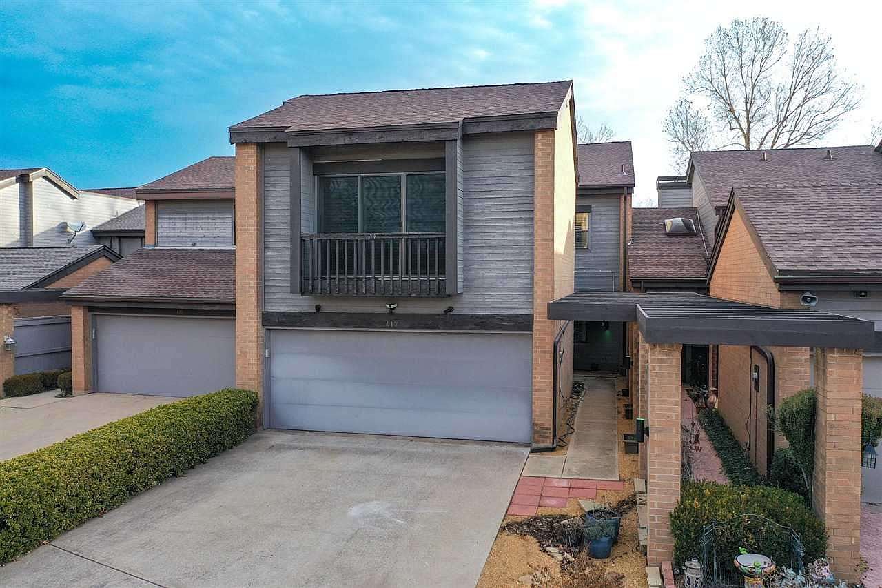 417 NW Chimney Creek Dr